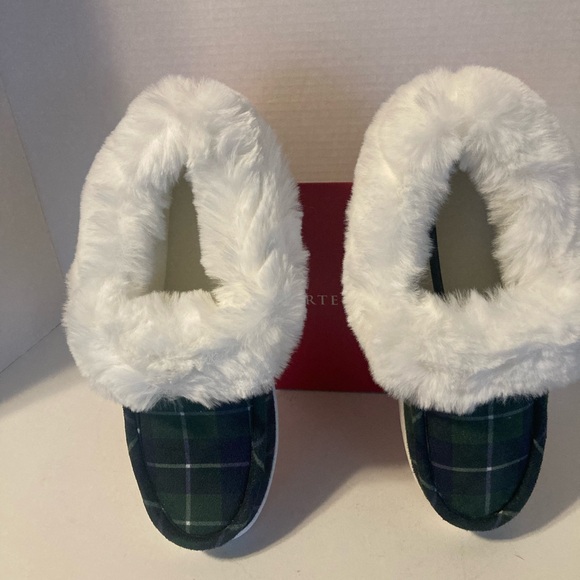 Charter Club Tartan Plaid Green Slippers with Faux Fur Lining - Picture 2 of 5